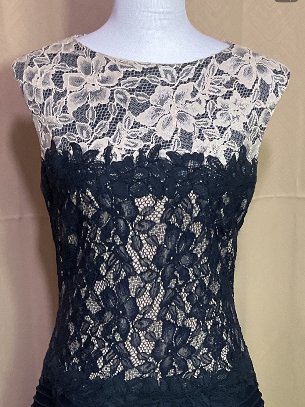 Tadashi Shoji Pintuck  Neoprene A Line Cocktail Dress - Picture 2 of 11